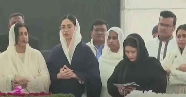 Zaima, family members visit Khaleda Zia’s grave