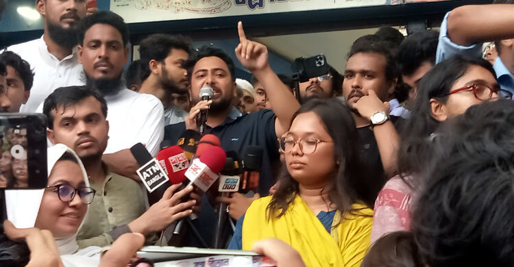 একটি পক্ষ আওয়ামী লীগের ফ্যাসিবাদ কায়েমের চেষ্টা করছে