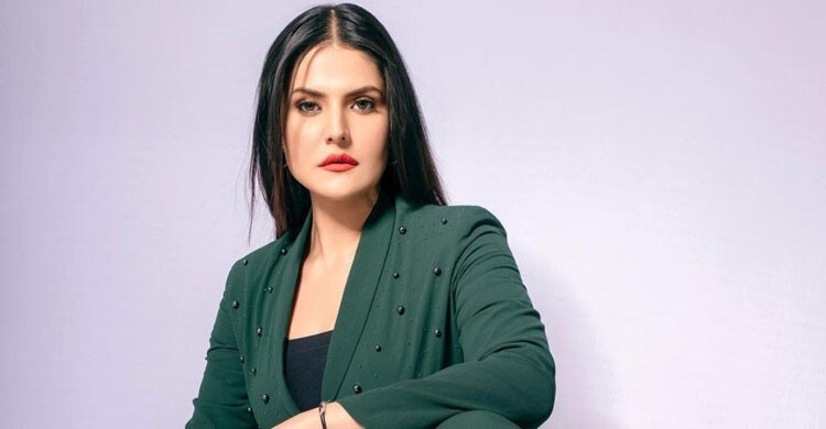 হাসপাতালে ছুটলেন জেরিন খান, কী হয়েছে নায়িকার