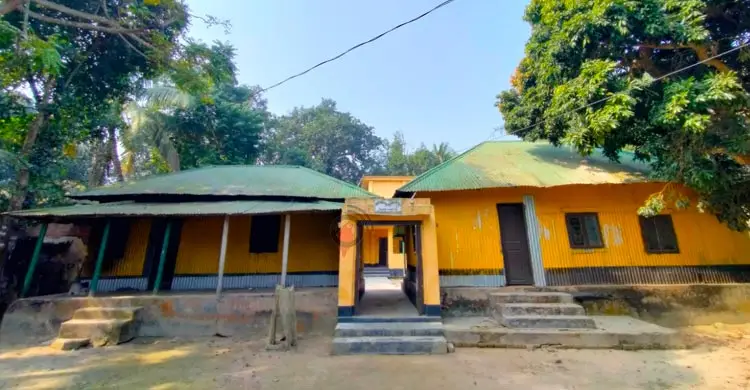 ইতিহাসের সাক্ষী ১৩০ বছরের পুরোনো &lsquo;জিয়া বাড়ি&rsquo;