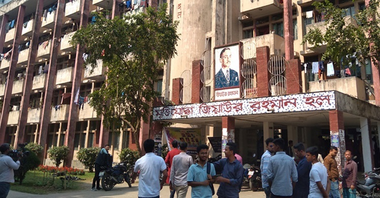 জিয়া হলেও হারলেন আবিদ, দ্বিগুণের বেশি ভোট পেলেন সাদিক কায়েম