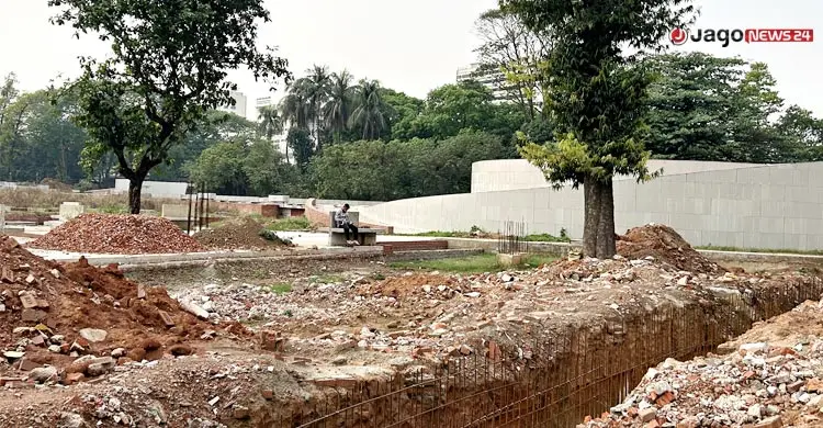 শহীদ জিয়া শিশু পার্কের সংস্কার কাজ ৭ বছরেও শেষ হয়নি, ছবি: জাগো নিউজ
