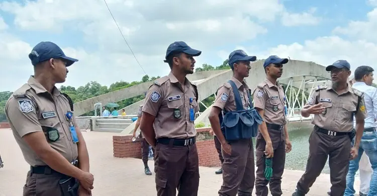 ভারপ্রাপ্ত রাষ্ট্রপতির শ্রদ্ধা ঘিরে জিয়া উদ্যানে নিরাপত্তা জোরদার