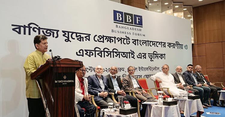 ‘বাংলাদেশ এগিয়ে যাচ্ছে’ এ বয়ান এখন ফেলে দিতে হবে