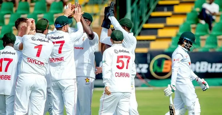 চালকের আসনে জিম্বাবুয়ে, ২৩০ রানে পিছিয়ে বাংলাদেশ