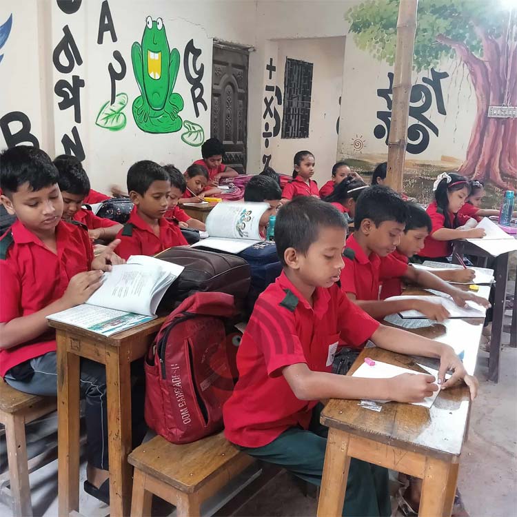 ‘আমি চাই ওরা শিখুক, বড় হোক’