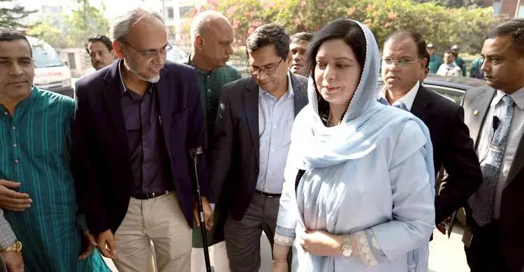 খালেদা জিয়াকে দেখে ধানমন্ডিতে মায়ের বাসায় গেলেন জুবাইদা রহমান