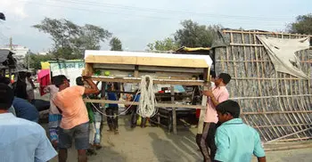 কক্সবাজার সৈকতে ২ শতাধিক অবৈধ স্থাপনা উচ্ছেদ