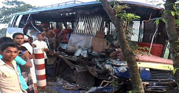 টাঙ্গাইলের ঘারিন্দায় সড়ক দুর্ঘটনায় নিহত ৫