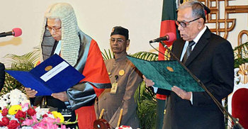 SK Sinha takes oath as the Chief Justice