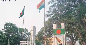 Highest alert on Benapole border