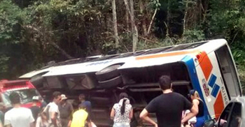 15 dead in Brazil resort town bus crash