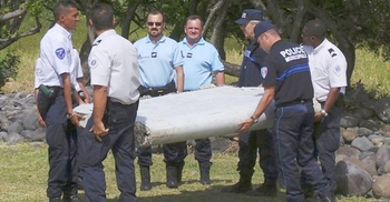 MH370: Abbott says baffling mystery is closer to being solved