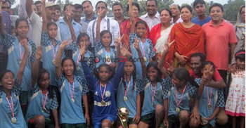 গোল্ডকাপ : শেরপুরে মুকসুদপুর ও মাটিফাটা বিদ্যালয় চ্যাম্পিয়ন