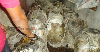 কালীগঞ্জে ৫০ মণ গুড় জব্দ