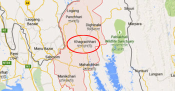 বাঙালিদের বাড়িতে ভাঙচুর, সড়ক অবরোধ