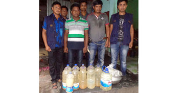 রাজবাড়ীতে ৫০ লিটার বাংলা মদ উদ্ধার