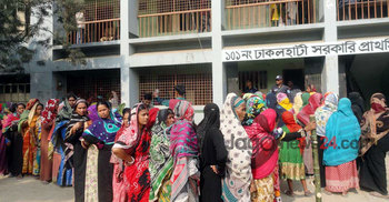 ‘ইবার বোট দিয়া খুব মজা পাইছি’