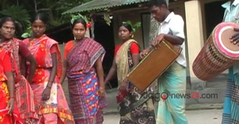 নাটোরে প্রত্যয়নপত্র মিলছে না বাদ পড়া আদিবাসীদের