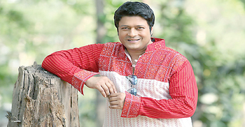 অনিশ্চয়তায় ফেরদৌসের তিন ছবি