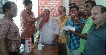 সাকা চৌধুরীর রায় বহাল রাখায় টাঙ্গাইলে আনন্দ মিছিল