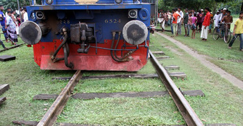 আবারো লাইনচ্যুত সিরাজগঞ্জ এক্সপ্রেস