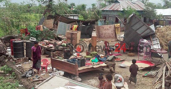 ব্রাহ্মণবাড়িয়ায় খোলা আকাশের নিচে কয়েক`শ পরিবার