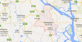 মাদারীপুরে পুলিশের সাথে বন্দুকযুদ্ধে ২ ছিনতাইকারী গুলিবিদ্ধ