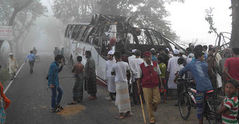 ভাঙ্গায় ২৫ জনের মৃত্যুর ঘটনায় চালকের বিরুদ্ধে মামলা