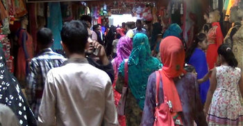 ব্রাহ্মণবাড়িয়ার ঈদবাজারে বখাটেদের উৎপাত