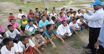 মালয়েশিয়া থেকে ফিরছেন ৬১ বাংলাদেশি