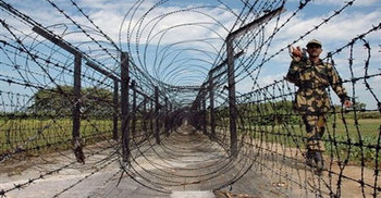 মুজিবনগর সীমান্তে বিএসএফ`র হাতে আটক ১