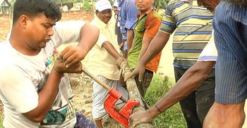 ব্রাহ্মণবাড়িয়ায় অবৈধ গ্যাস সংযোগ বিচ্ছিন্নকরণ অভিযান চলছে