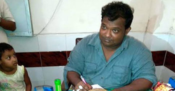 সাংবাদিককে লাঞ্ছিত করার ঘটনায় চিকিৎসককে বদলি