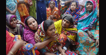 কালকিনির গ্রামের বাড়িতে নিরব সমাহিত : এলাকায় শোকের মাতম