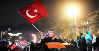 Turkey`s ruling AKP wins back majority