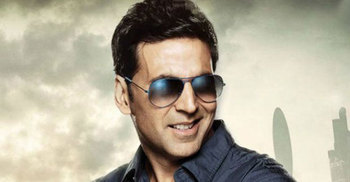Akshay postpones ‘Namastey England’ for Rajinikanth?