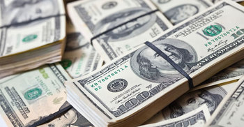 Dollar pushes higher after US consumer confidence gain 