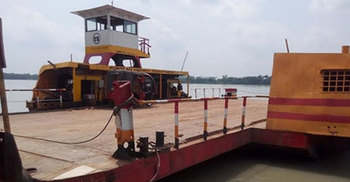 পিরোজপুরে বেকুটিয়া ফেরি সার্ভিস বন্ধ