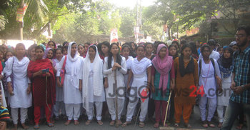 ইজিবাইকের ধাক্কায় কলেজছাত্রীর মৃত্যু, সড়ক অবরোধ