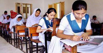 ঠেকানো যাচ্ছে না অতিরিক্ত অর্থ আদায়