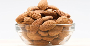 Eat 14g of almonds daily to boost your health
