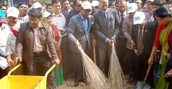 DSCC-DU launch cleanliness campaign