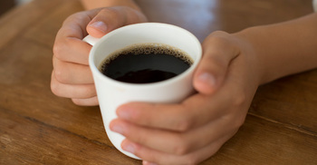Drinking coffee makes little changes to your brain