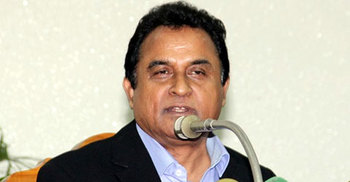 দশ বছর পরে  নিরক্ষর পাওয়া যাবে না  