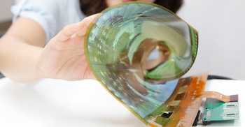 Hands-on with LG`s roll-up TV screen