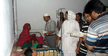 খাবারে বিষক্রিয়ায় হাসপাতালে ৯ শিক্ষার্থী 