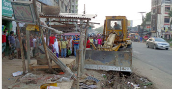 মহাসড়ক যানজটমুক্ত রাখতে অবৈধ স্থাপনা উচ্ছেদ 