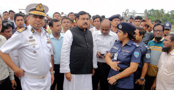 ষড়যন্ত্র করতে খালেদা বিদেশে গেছেন : নৌ মন্ত্রী