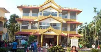 রামুর হারানো ঐতিহ্যের স্থানে মাথা তুলেছে সুরম্য অট্টালিকা